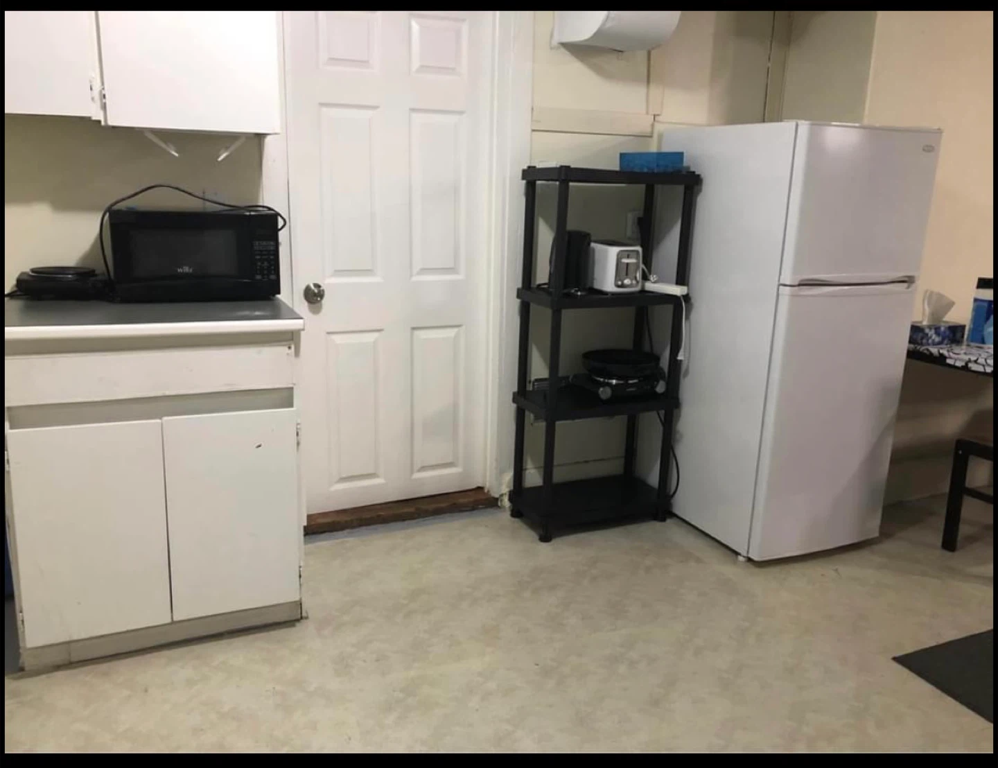 Room for rent Kerrisdale area - photo 5