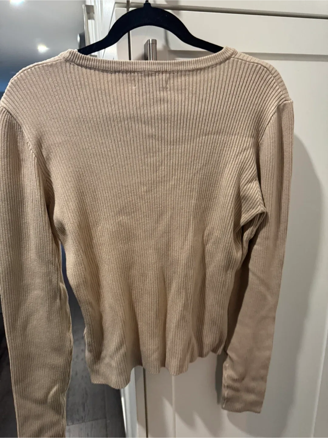 Guess Los Angeles Ribbed Top - Size XL image indicator(3)