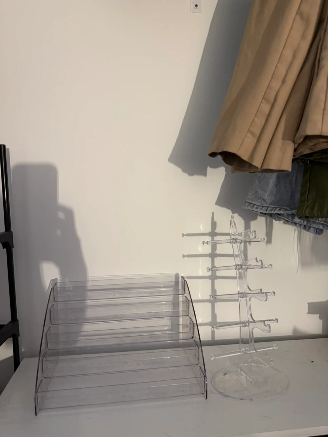 Acrylic Sunglasses Display Stand image indicator(2)