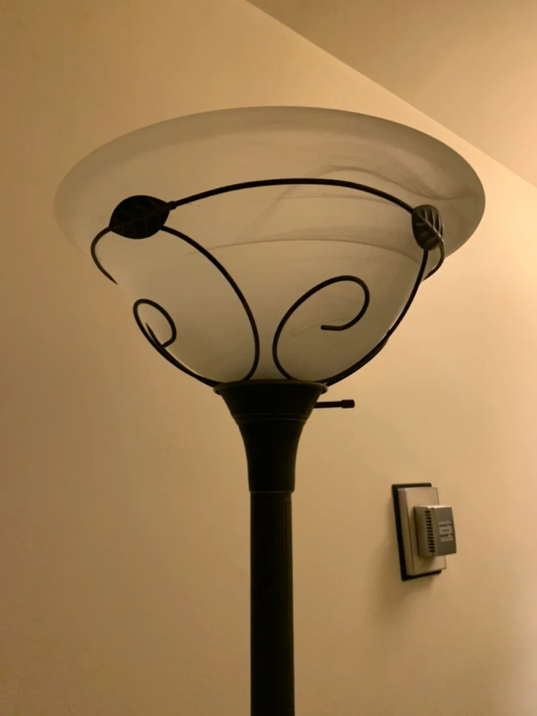 Floor Lamp with Reading Light image indicator(3)