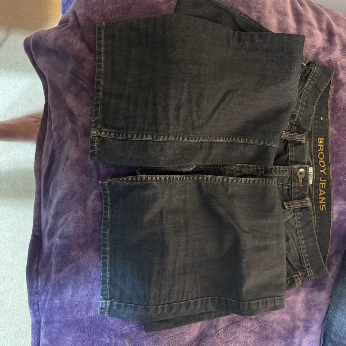 Brody Jeans, W33 L32 image indicator(2)