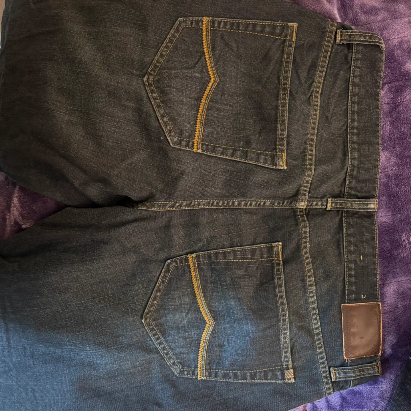 Brody Jeans, W33 L32 image indicator(3)
