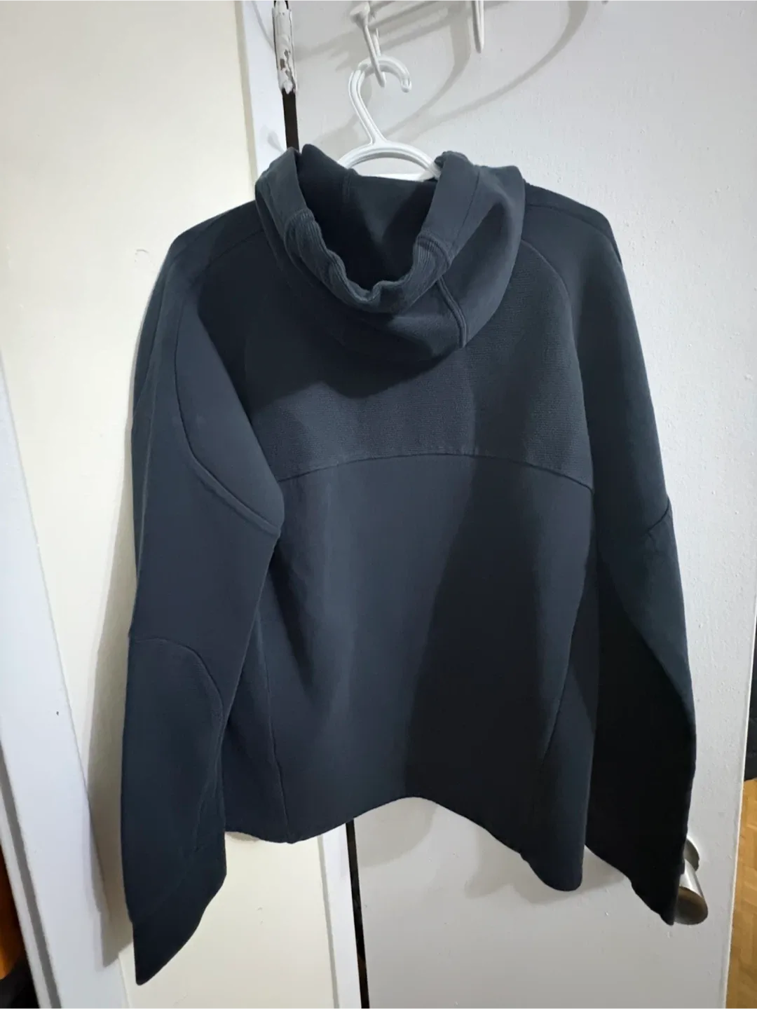 Clothes Bundle 2 : Men’s sizes xs - small image indicator(6)