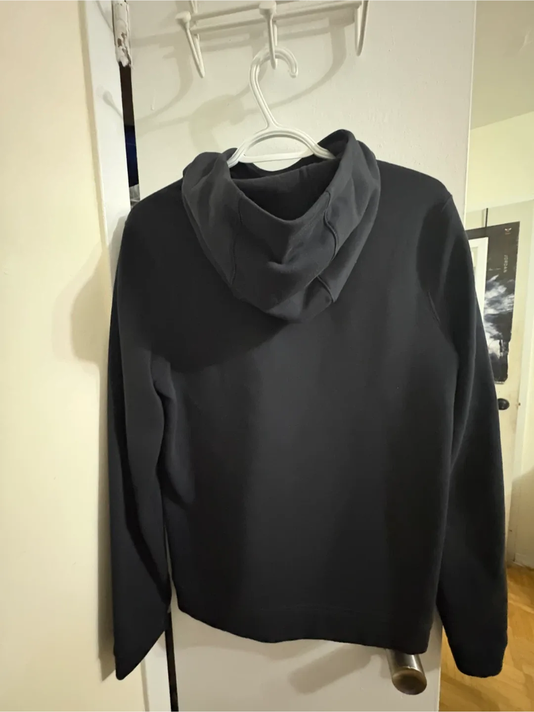 Clothes Bundle 2 : Men’s sizes xs - small image indicator(2)