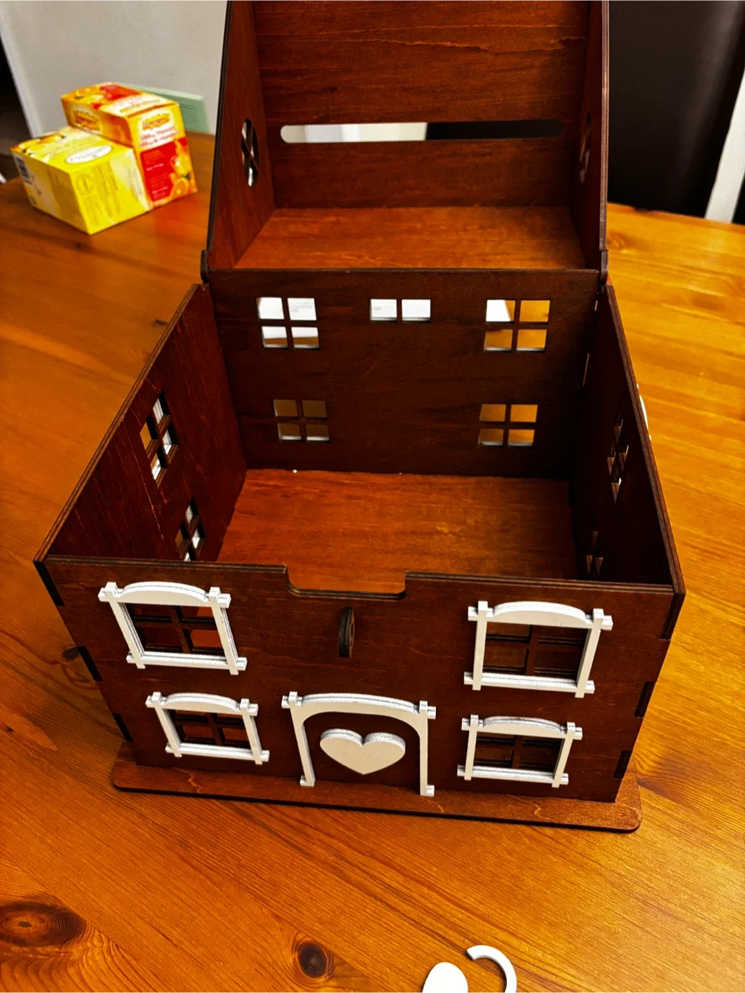 Wooden House Shaped Card Box image indicator(3)