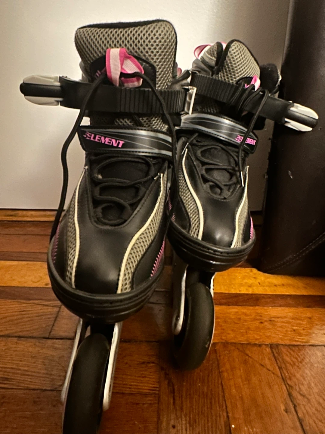 Women size 7 Gear & Element Roller Skates
