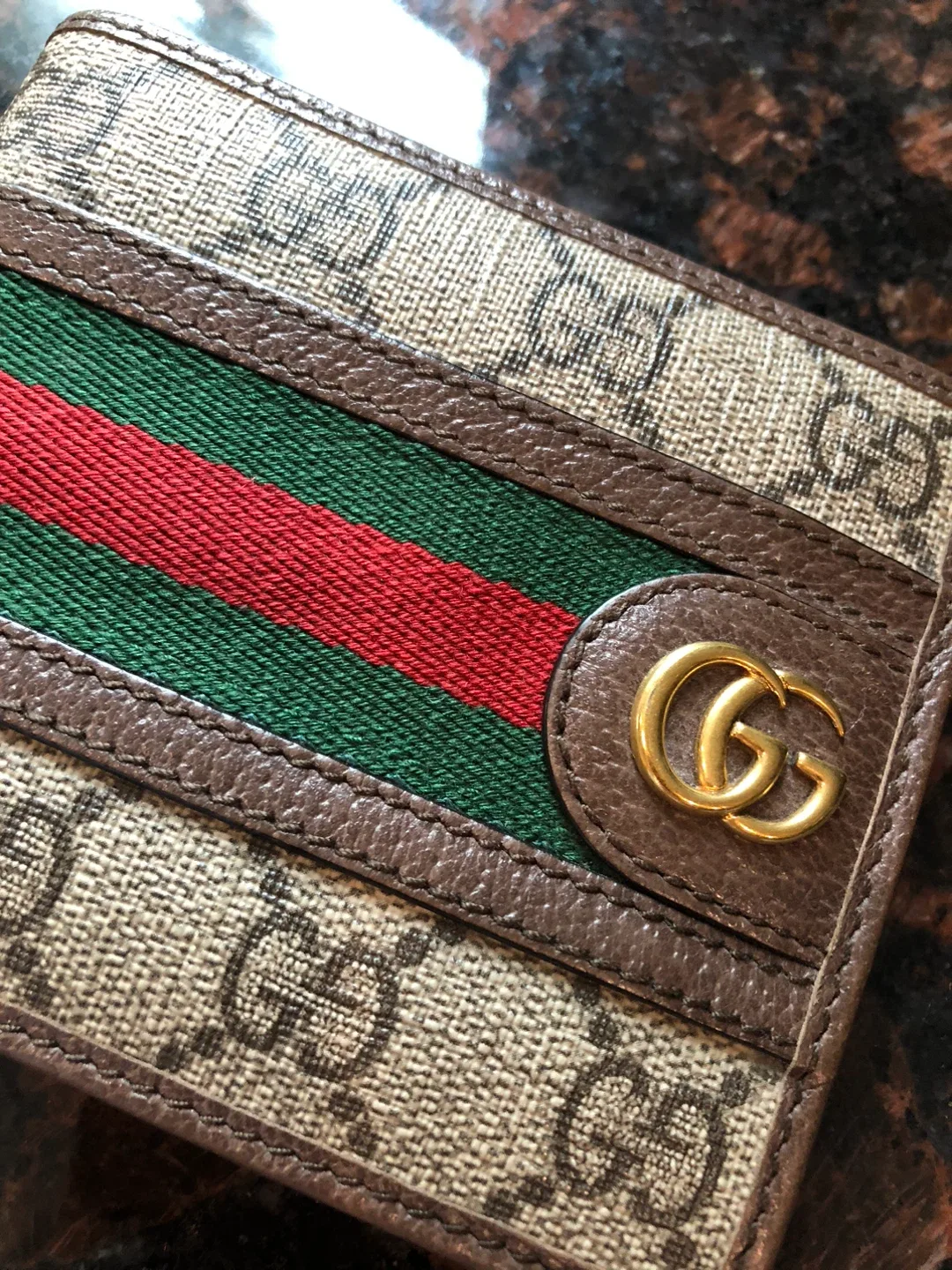 *** GUCCI sherry line wallet *** image indicator(9)