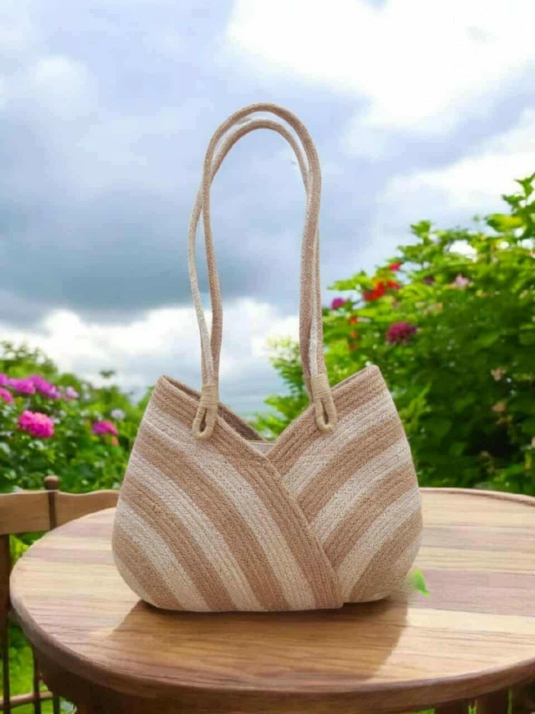 Hand Made jute Shoulder Bag