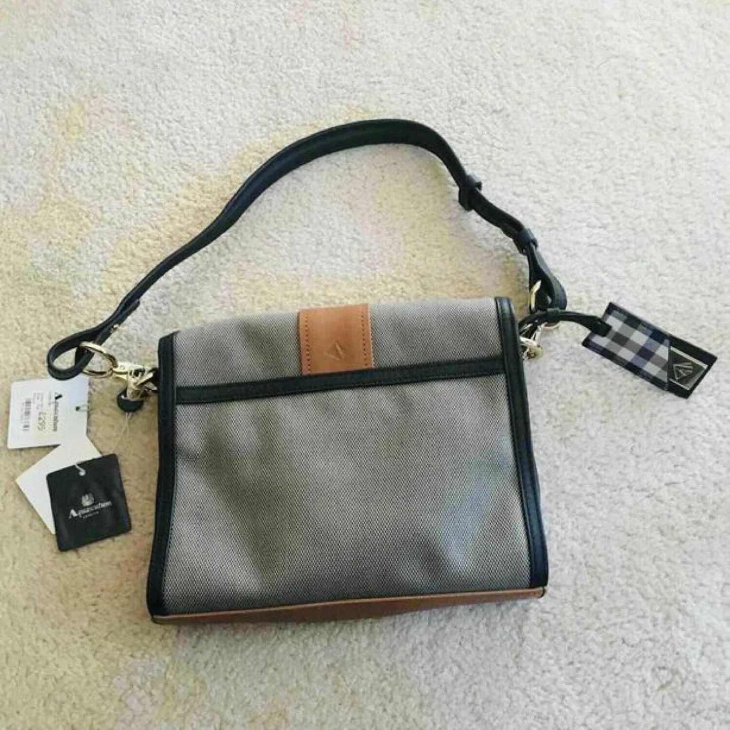 BNWT Aquascutum England Handbag: $500 cost image indicator(3)