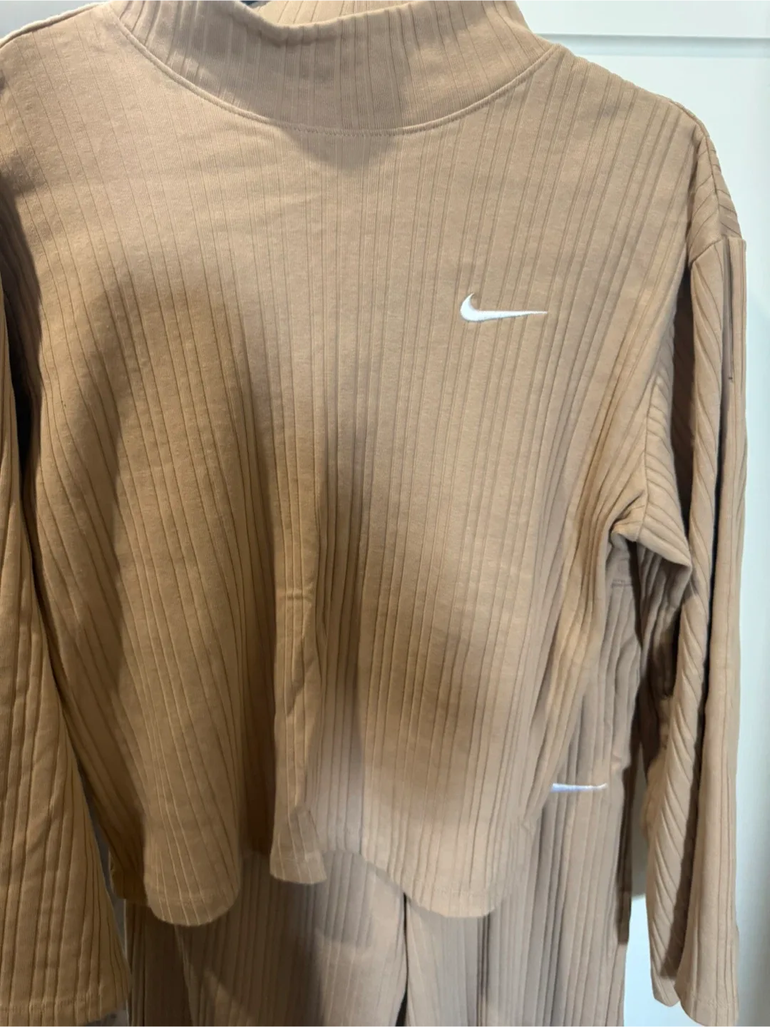 Nike Ribbed Lounge Set - Size M image indicator(2)