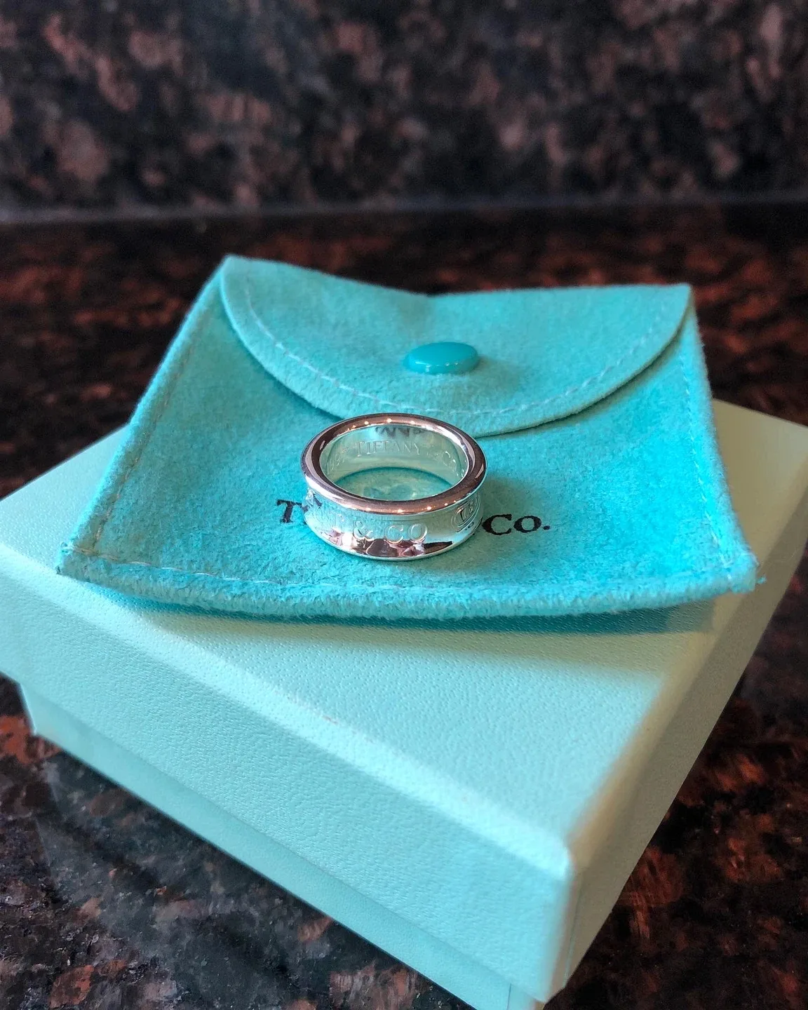 *** Tiffany&Co. 1837 silver band ring (size 5 3/4 & 4.5) **** image indicator(5)