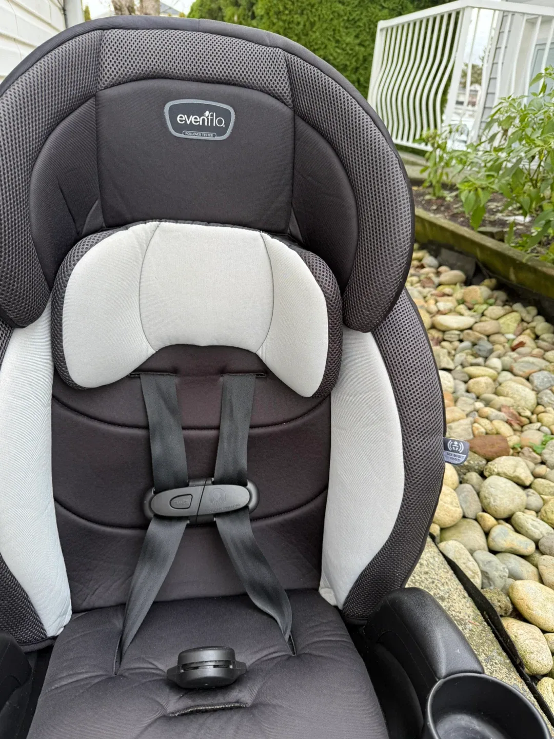 Evenflo Chase Plus Booster Car Seat (2-12 Years) image indicator(2)