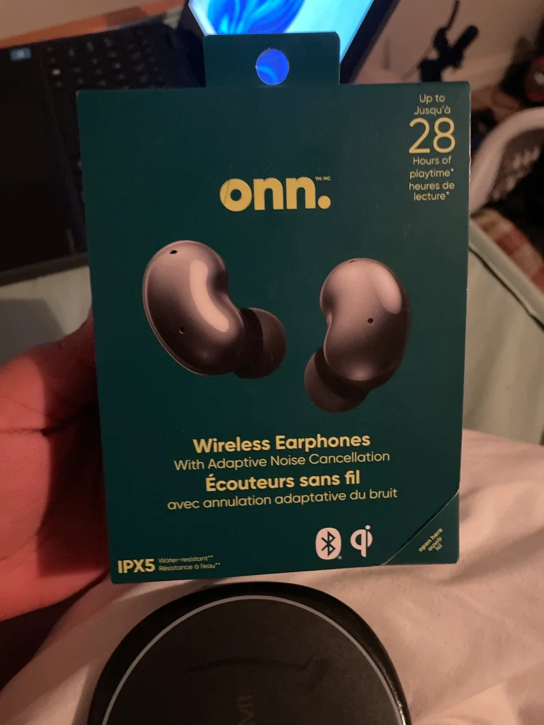 onn. Wireless Earphones - New in Box!