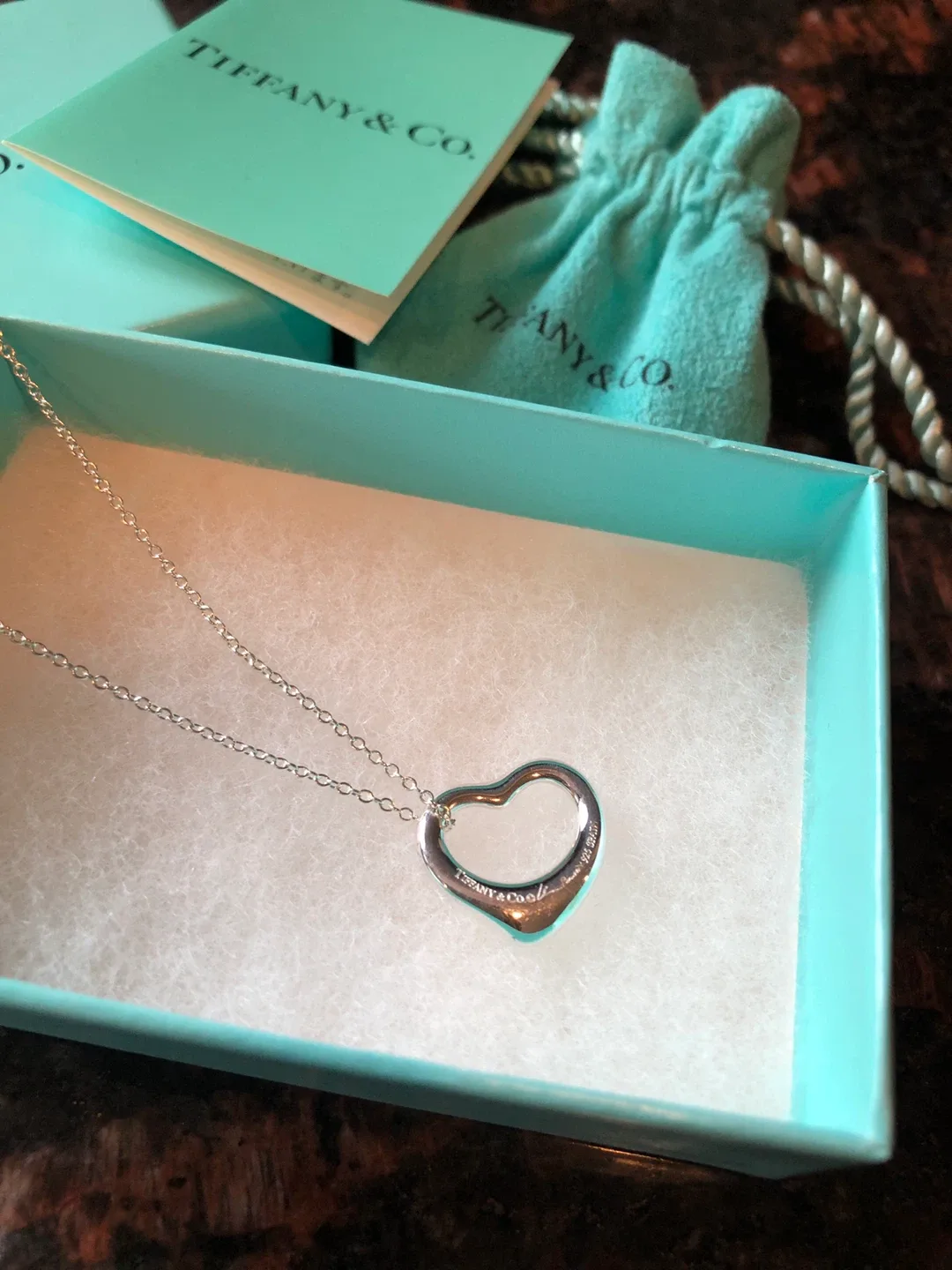 ***Tiffany&Co. Open Heart silver necklaces image indicator(3)