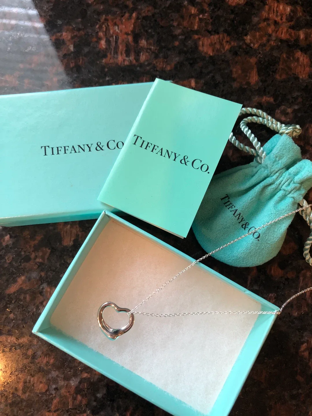 ***Tiffany&Co. Open Heart silver necklaces