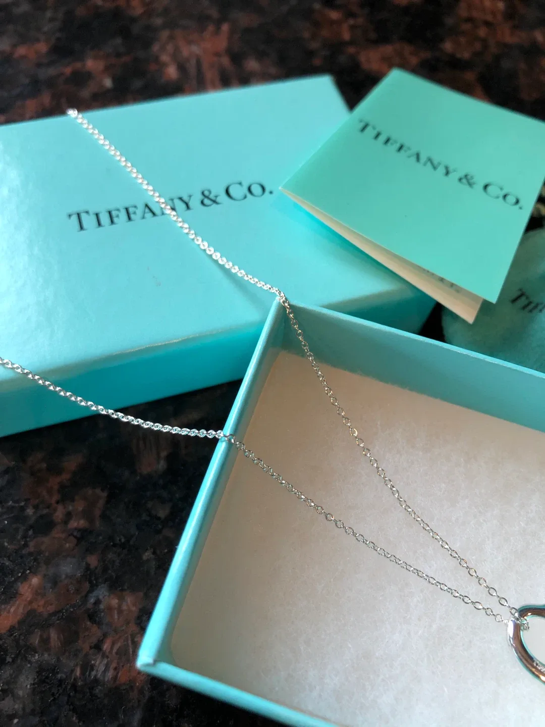 ***Tiffany&Co. Open Heart silver necklaces image indicator(4)