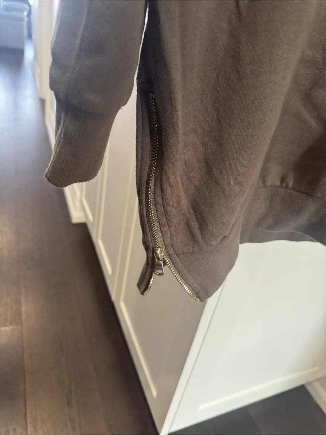 IRIS Olive Green Hoodie - Size L image indicator(4)