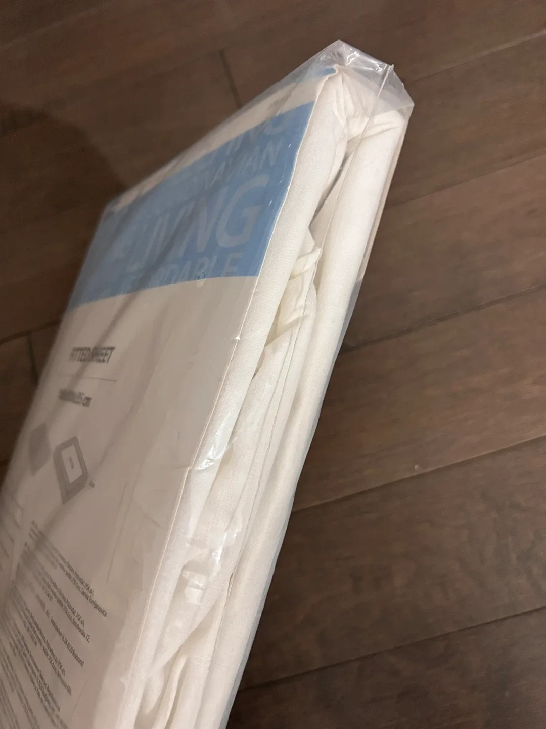 JYSK Fitted Sheet 160x200x35 cm - New image indicator(5)