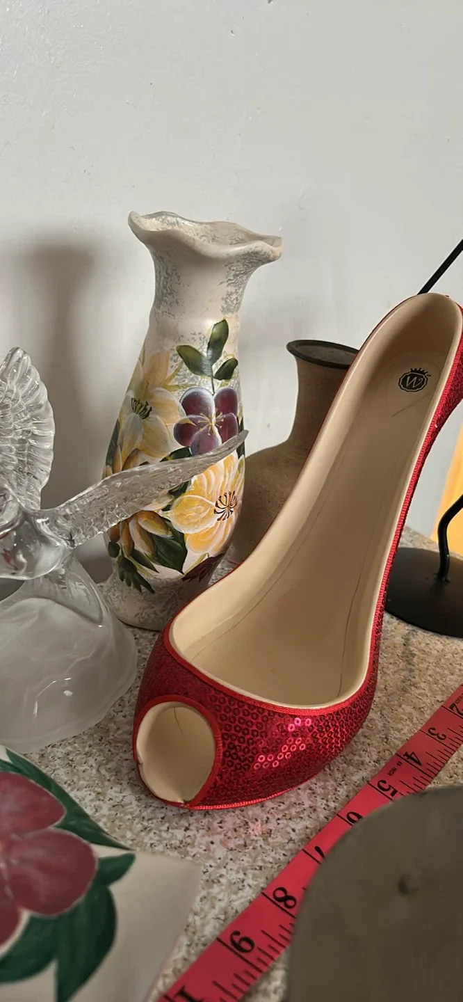 Decor Items for Sale image indicator(4)