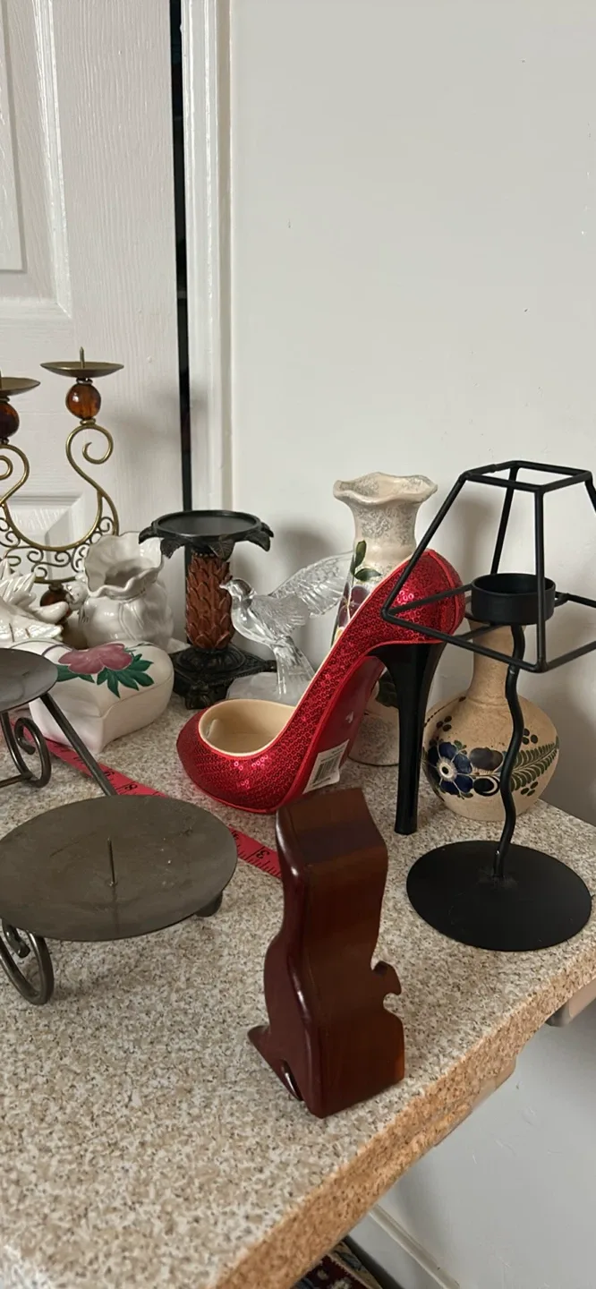 Decor Items for Sale image indicator(7)