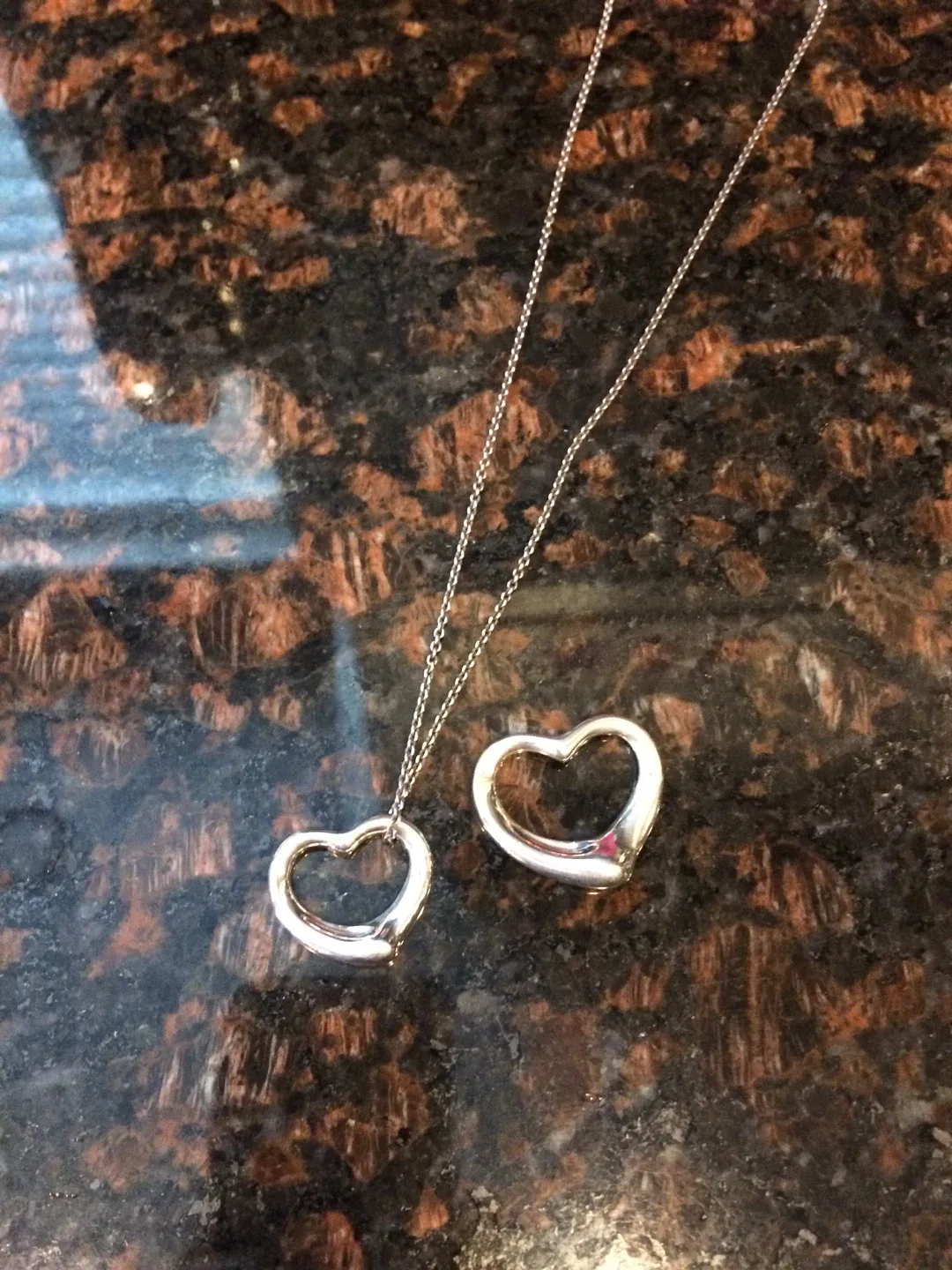 *** Tiffany&Co. Open Heart necklace with 2 pendant top **** image indicator(3)