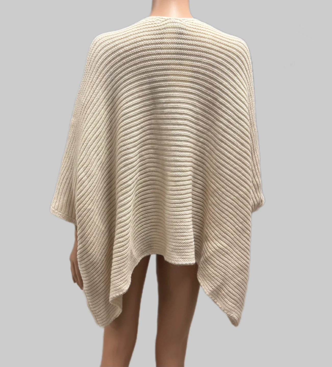 Cocogió Made in Italy Ivory Knit – One Size New With Tags - photo 3