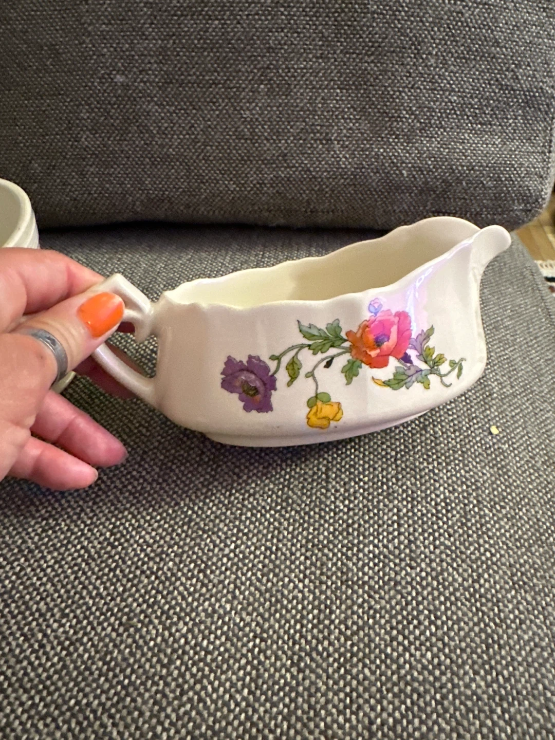 Vintage Gravy Boat and Butter Dish Set - photo 3