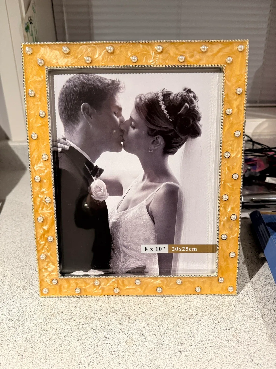 Elegance Pearl-Trimmed Photo Frame (8x10)