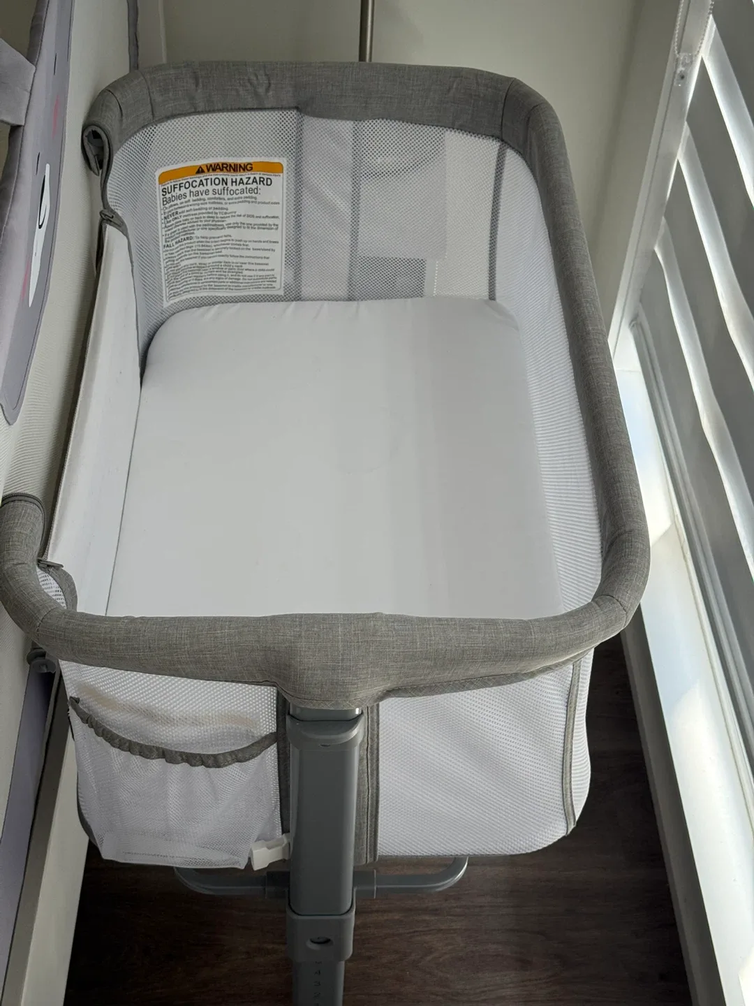 Adjustable Baby Bassinet - Grey. Brand TCBunny image indicator(7)