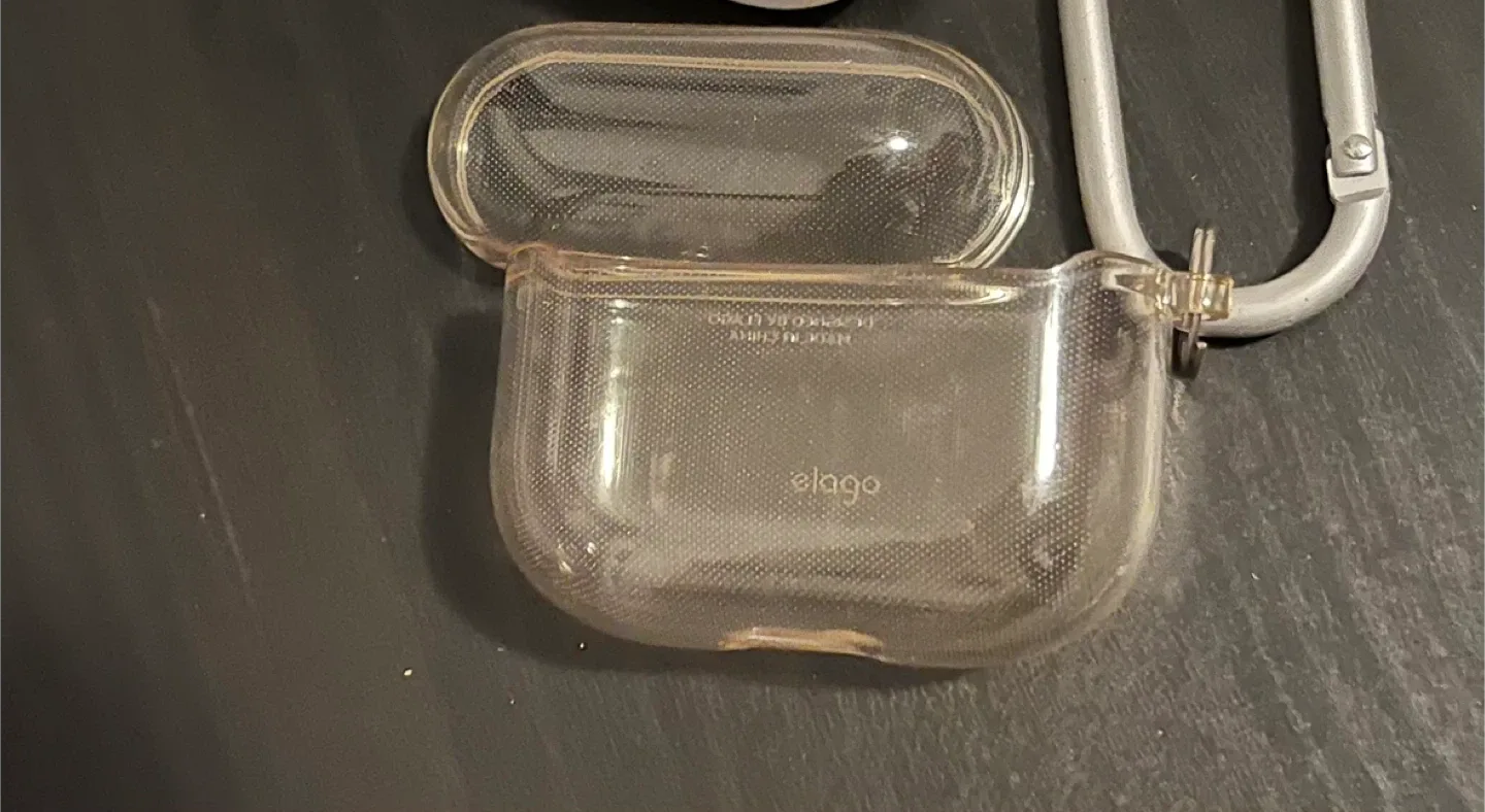 Elago AirPod 3rd Generation Clear Case image indicator(2)