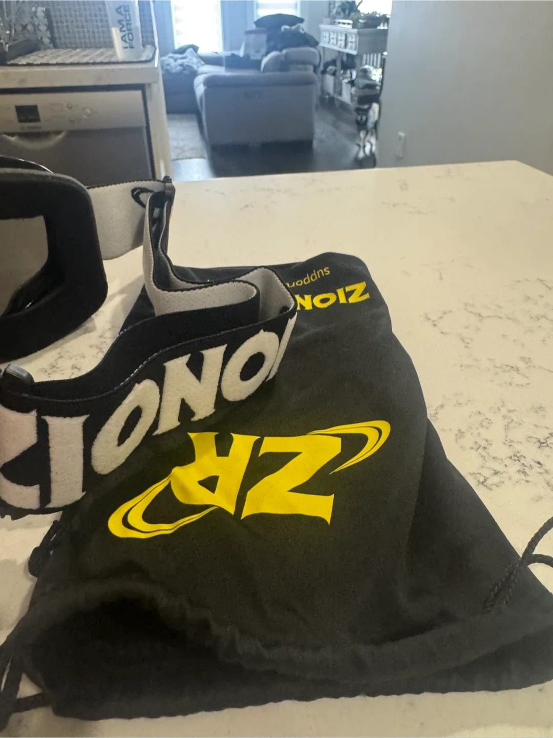 Zionor Ski/Snowboard Goggles with Bag image indicator(4)