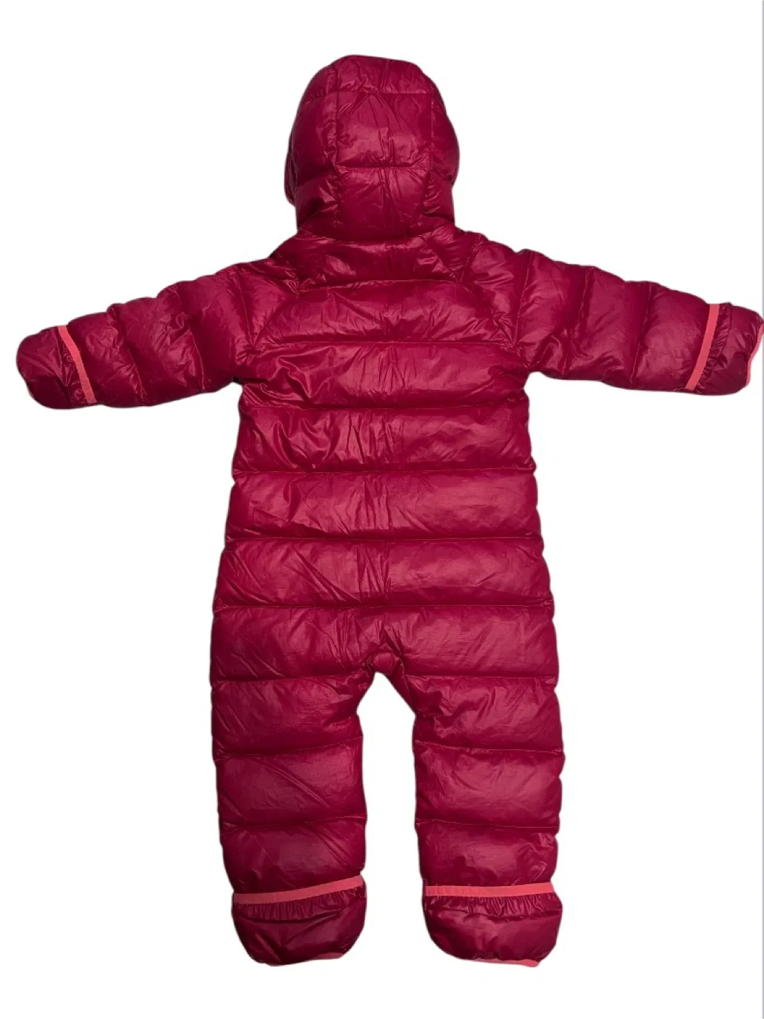 Patagonia Down Sweater Bunting Suit – Size 6–12M image indicator(4)