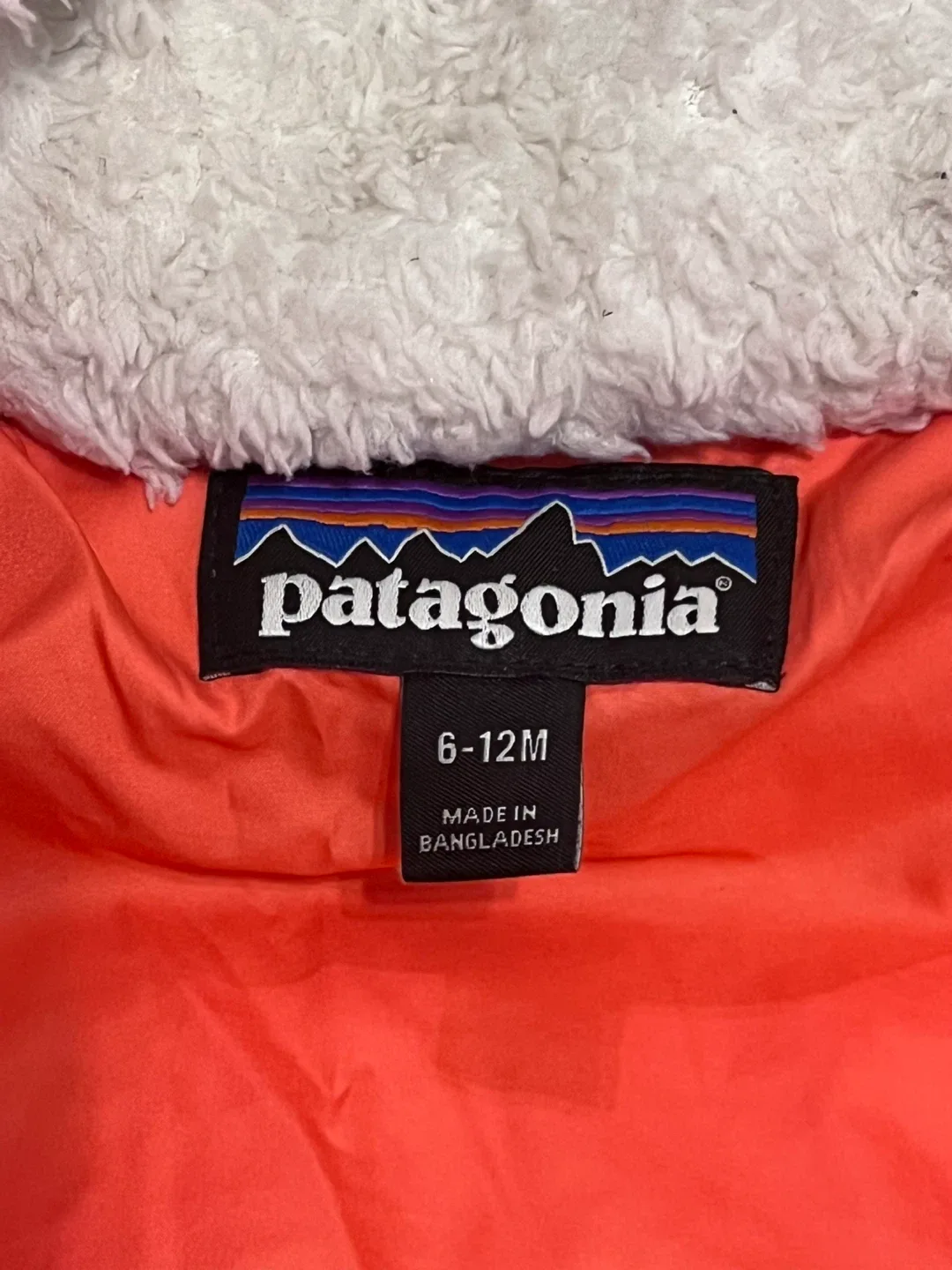 Patagonia Down Sweater Bunting Suit – Size 6–12M image indicator(6)