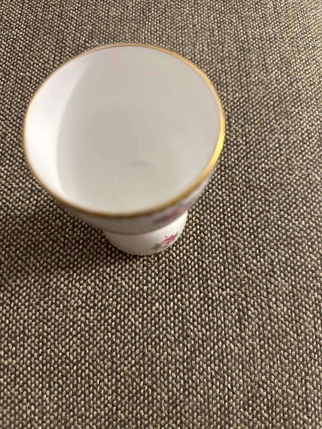 Vintage Egg Cup with Floral Design - photo 3