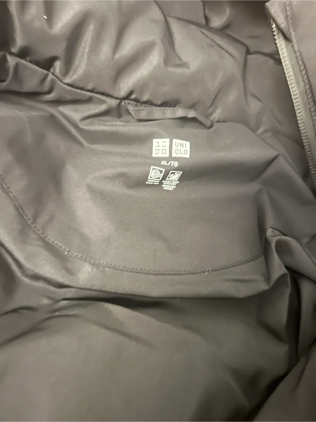 Uniqlo XL Black Puffer Jacket - photo 5