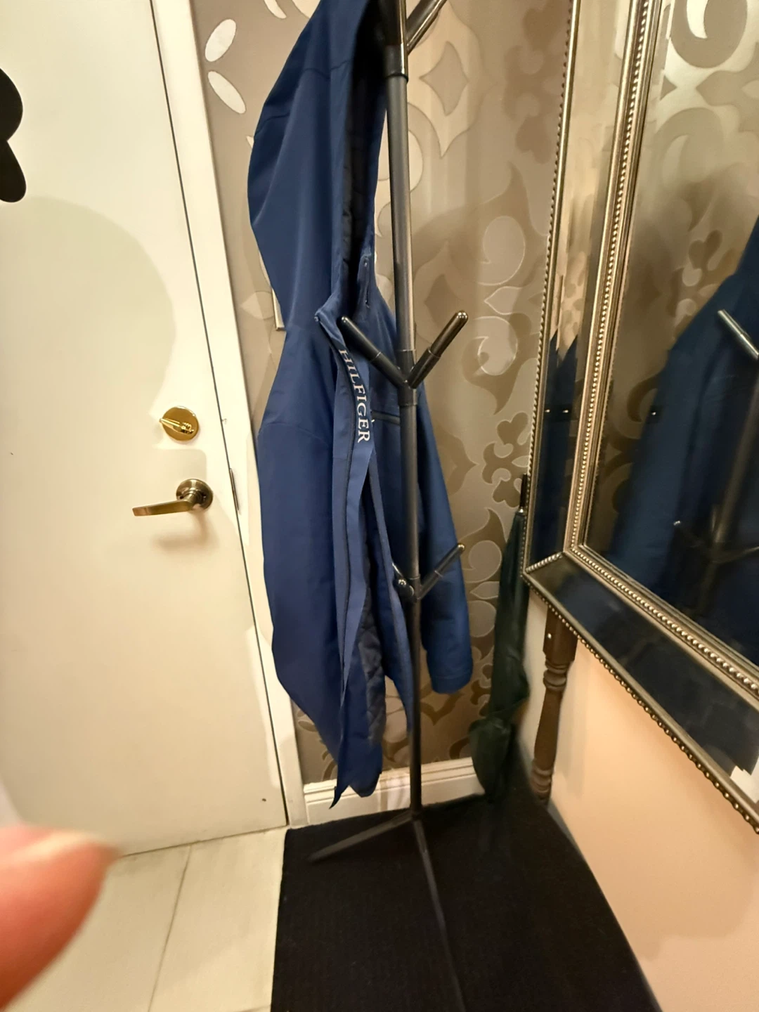 Coat hanger - photo 3