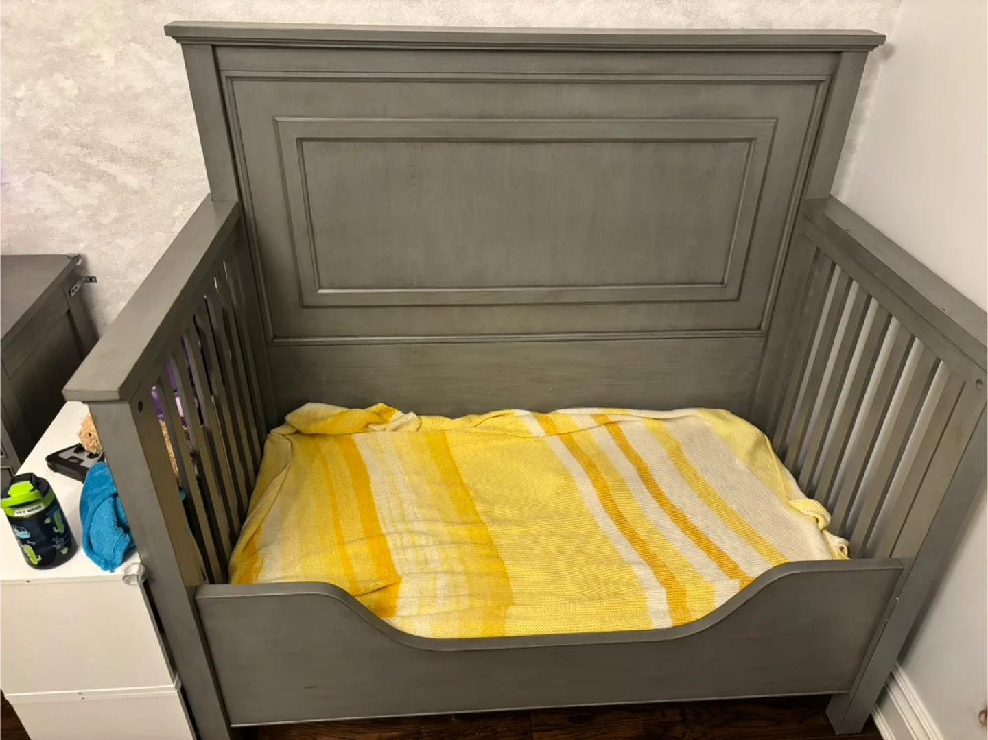 Grey Baby Crib / Toddler bed