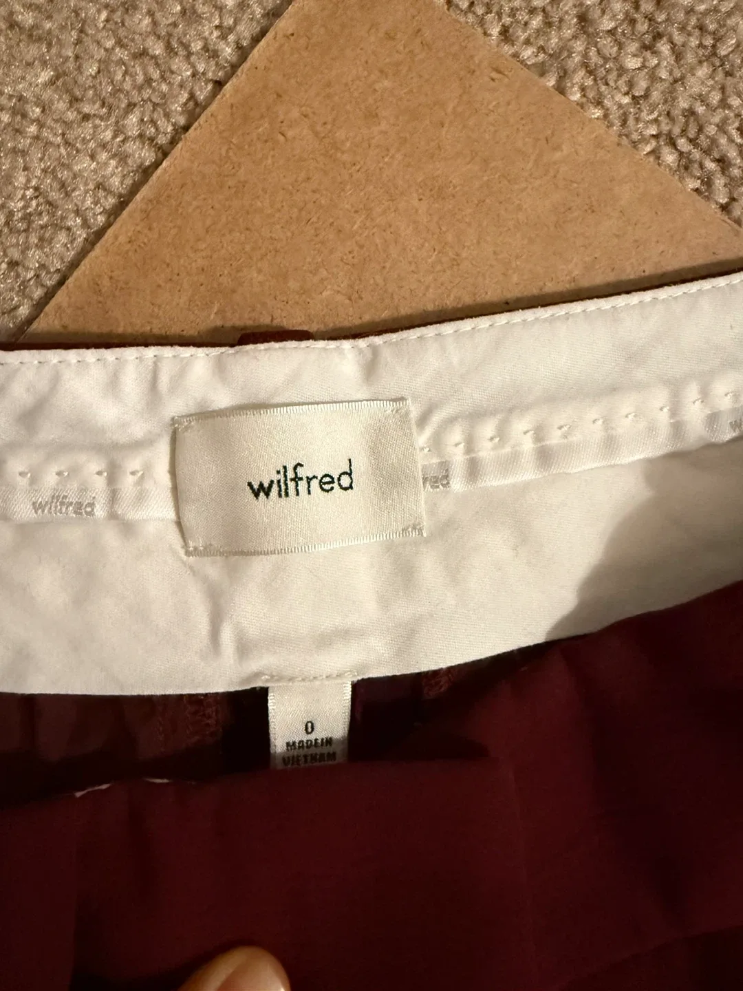 Aritzia effortless Dress Pants - Size 0 image indicator(2)