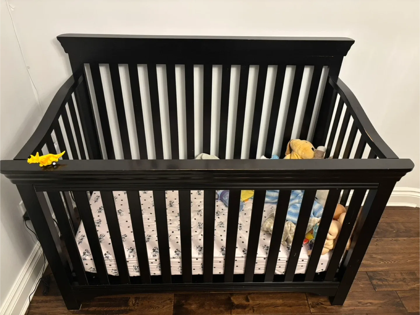 Adjustable Black Baby Crib