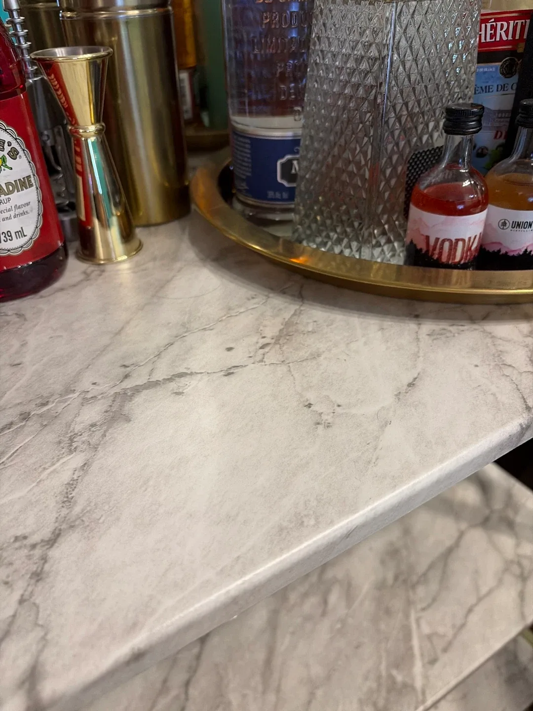 Bar Cart 🍷🍾🍸🍹 image indicator(4)