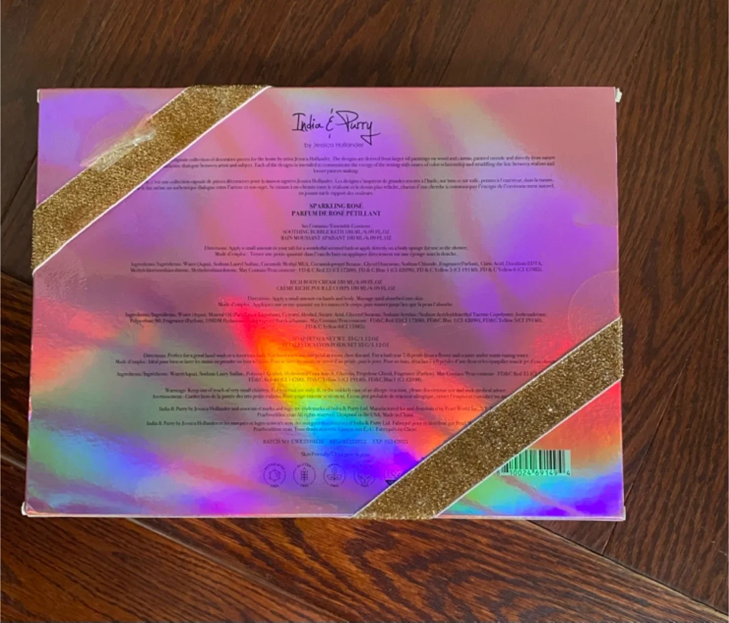 India & Purry Sparkling Rose 3-Piece Bath Spa Set image indicator(5)