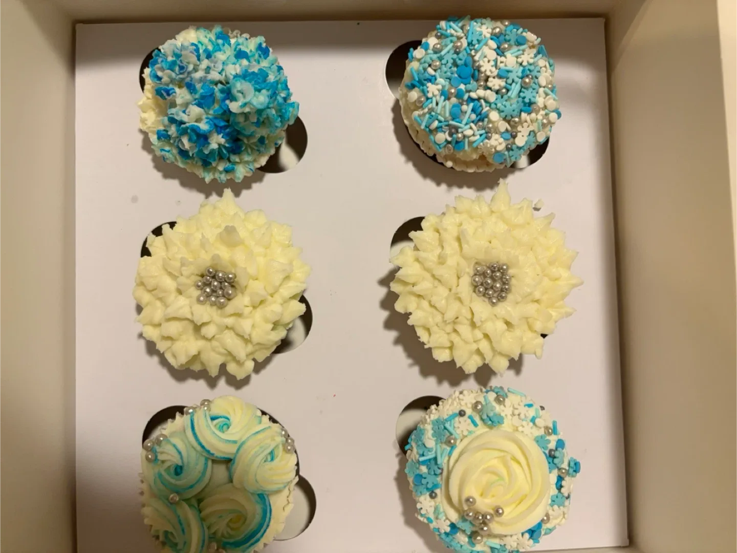 Cupcakes for Christmas for sale image indicator(3)