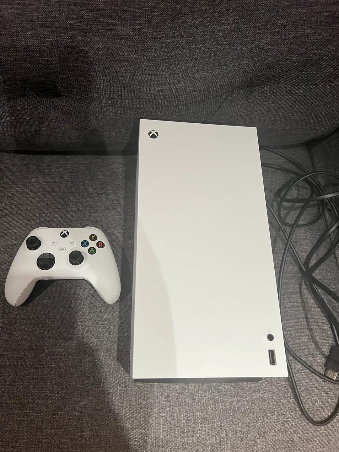 Xbox Series X Digital Console image indicator(2)