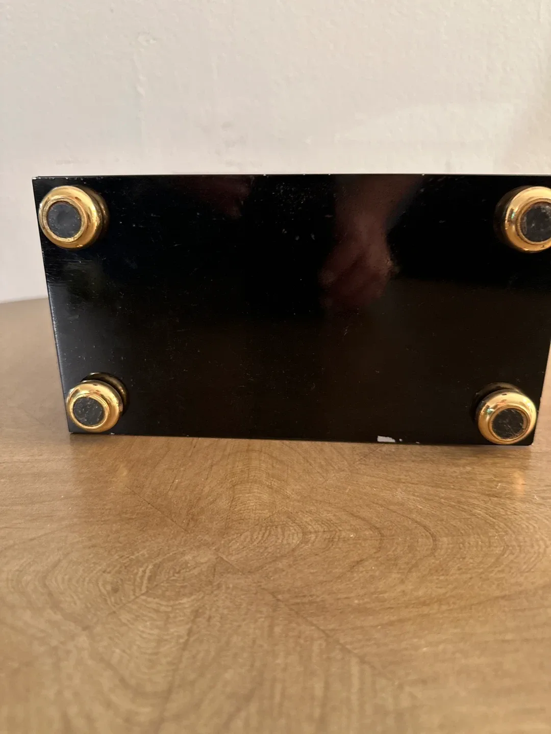 Luxor Table Clock - Black & Gold image indicator(7)