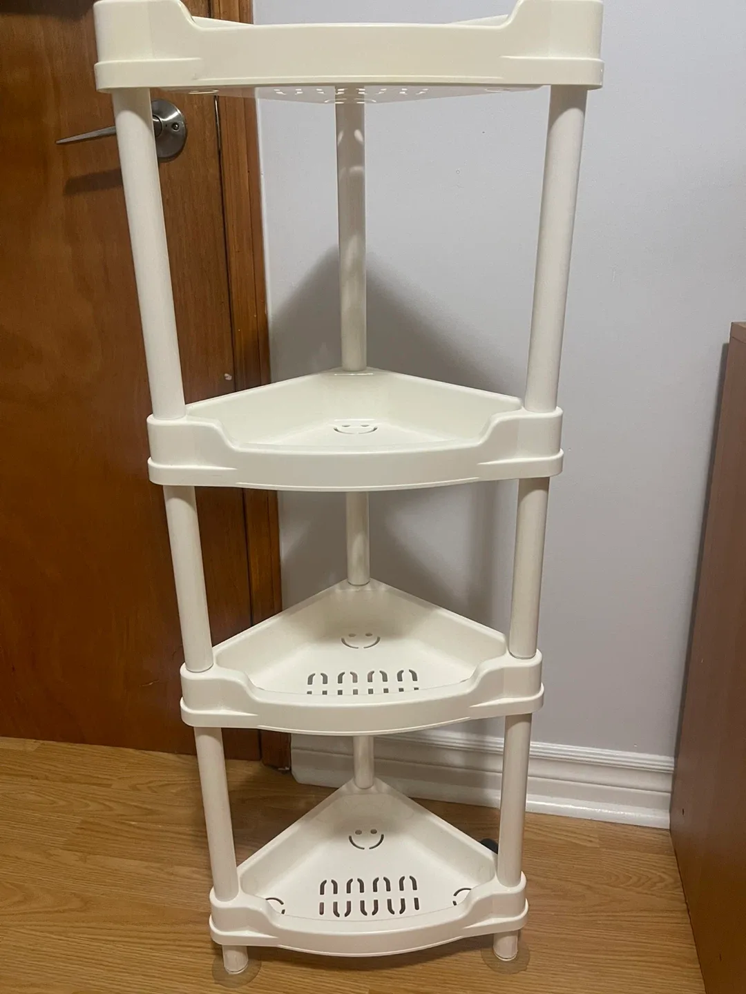 Corner Shelf - 4 Tier - White