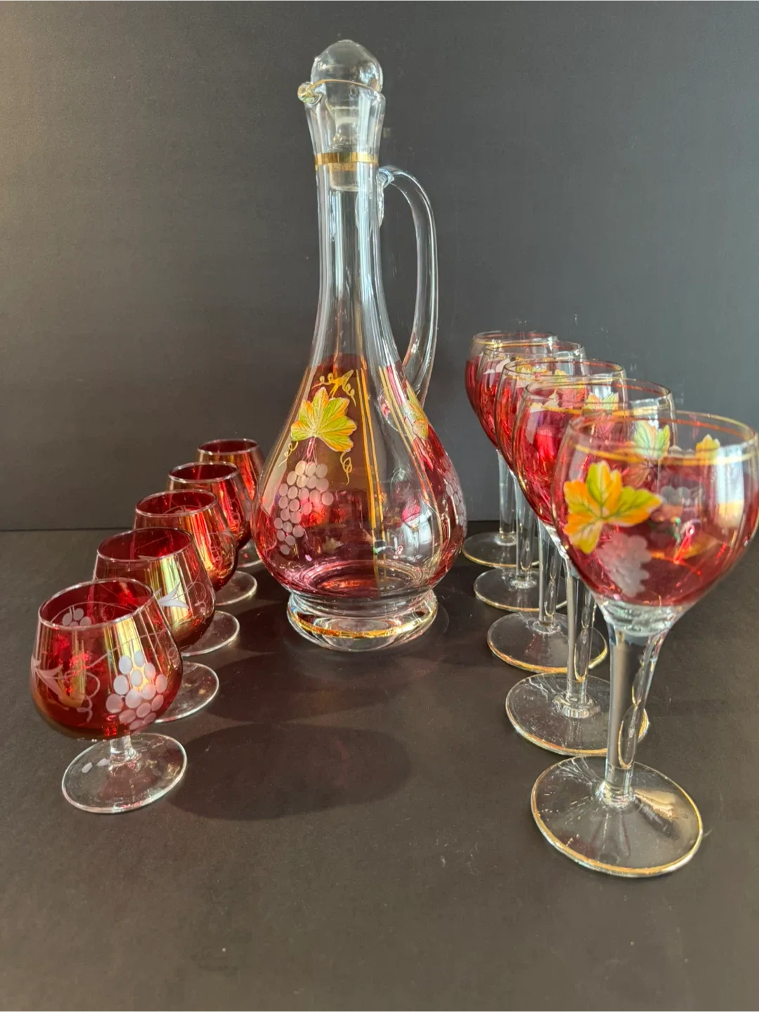 Vintage Wine Decanter Set with 10 Glasses image indicator(4)