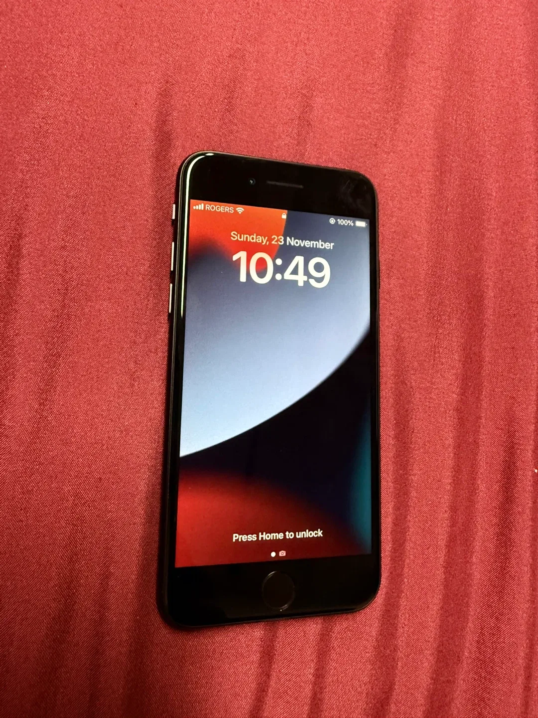 Apple iPhone SE 2nd Gen - Black