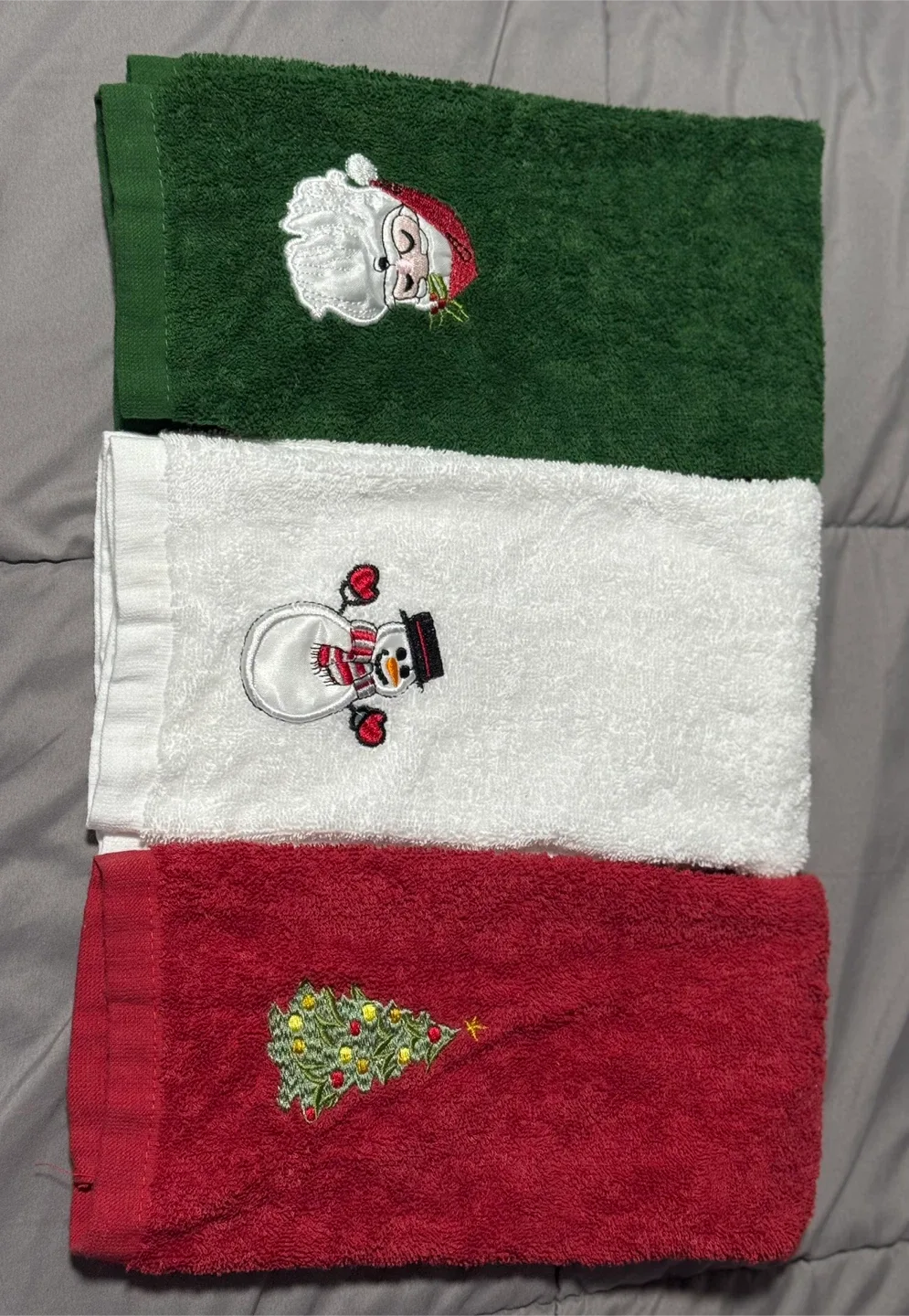 Christmas Embroidered Hand Towel Set - New image indicator(2)