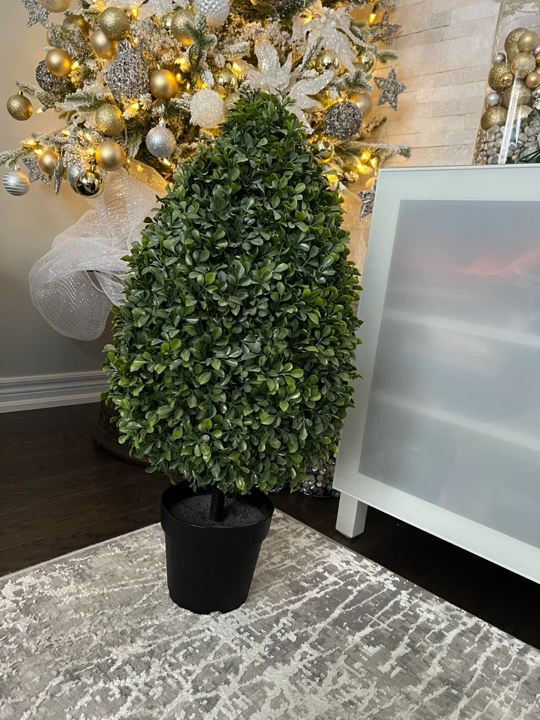Artificial Topiary Tree in Pot image indicator(8)