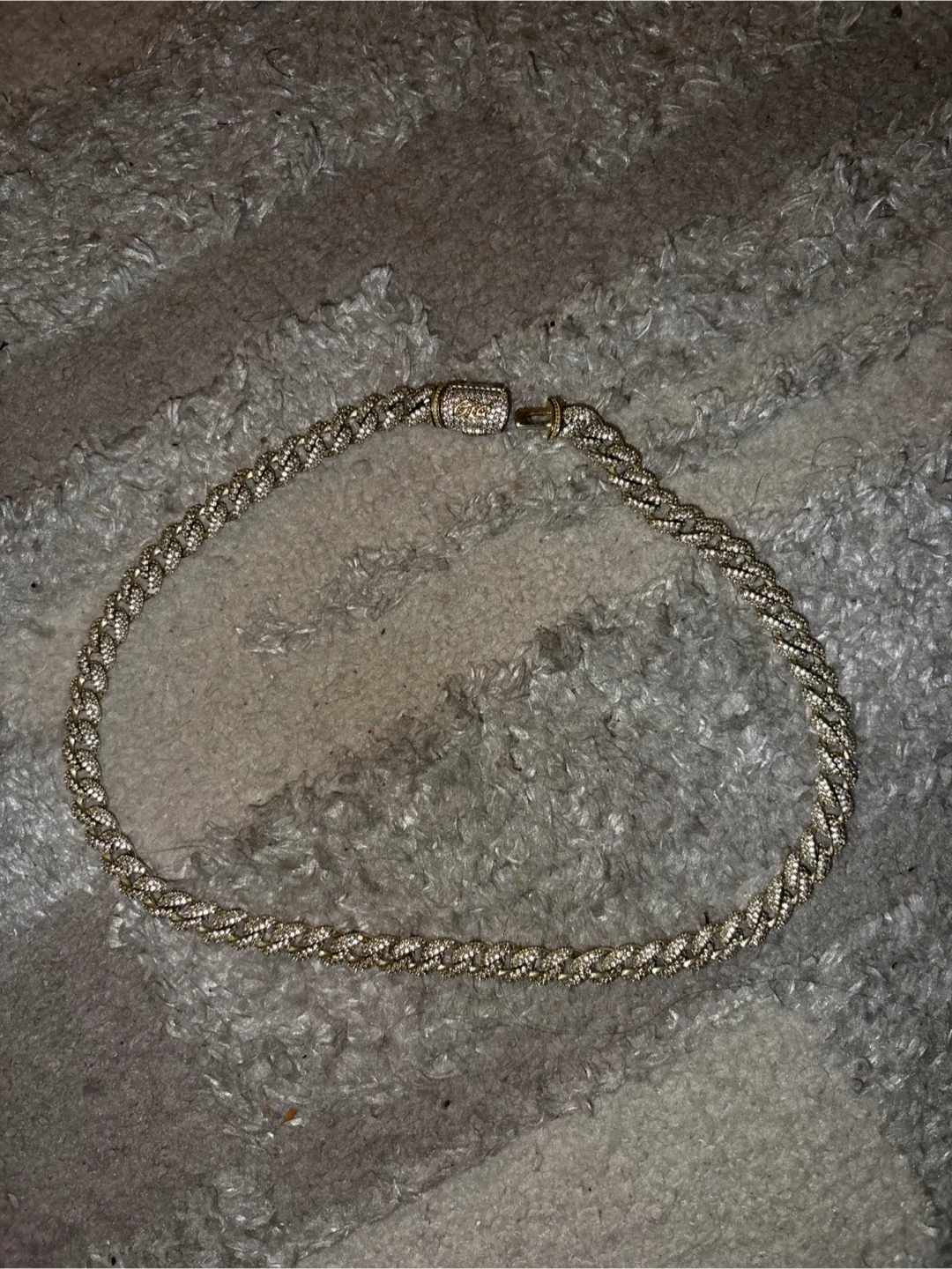 Gold Cuban Link Chain image indicator(2)